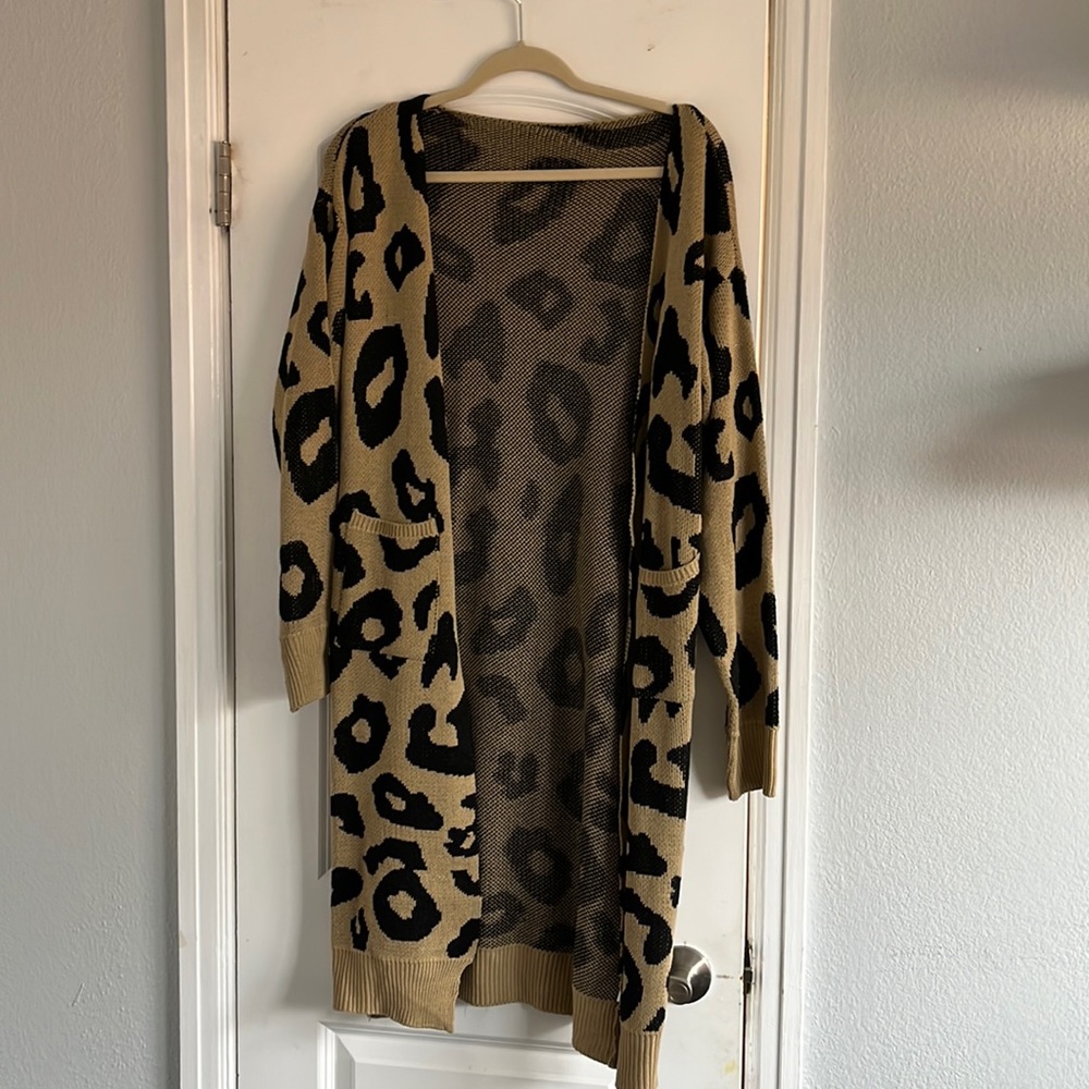 Long leopard print long duster/cardigan size M